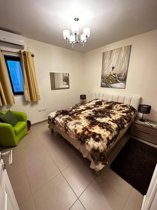 Seafront 3 Bedroom In Birzebbugia 公寓 Birżebbuġa